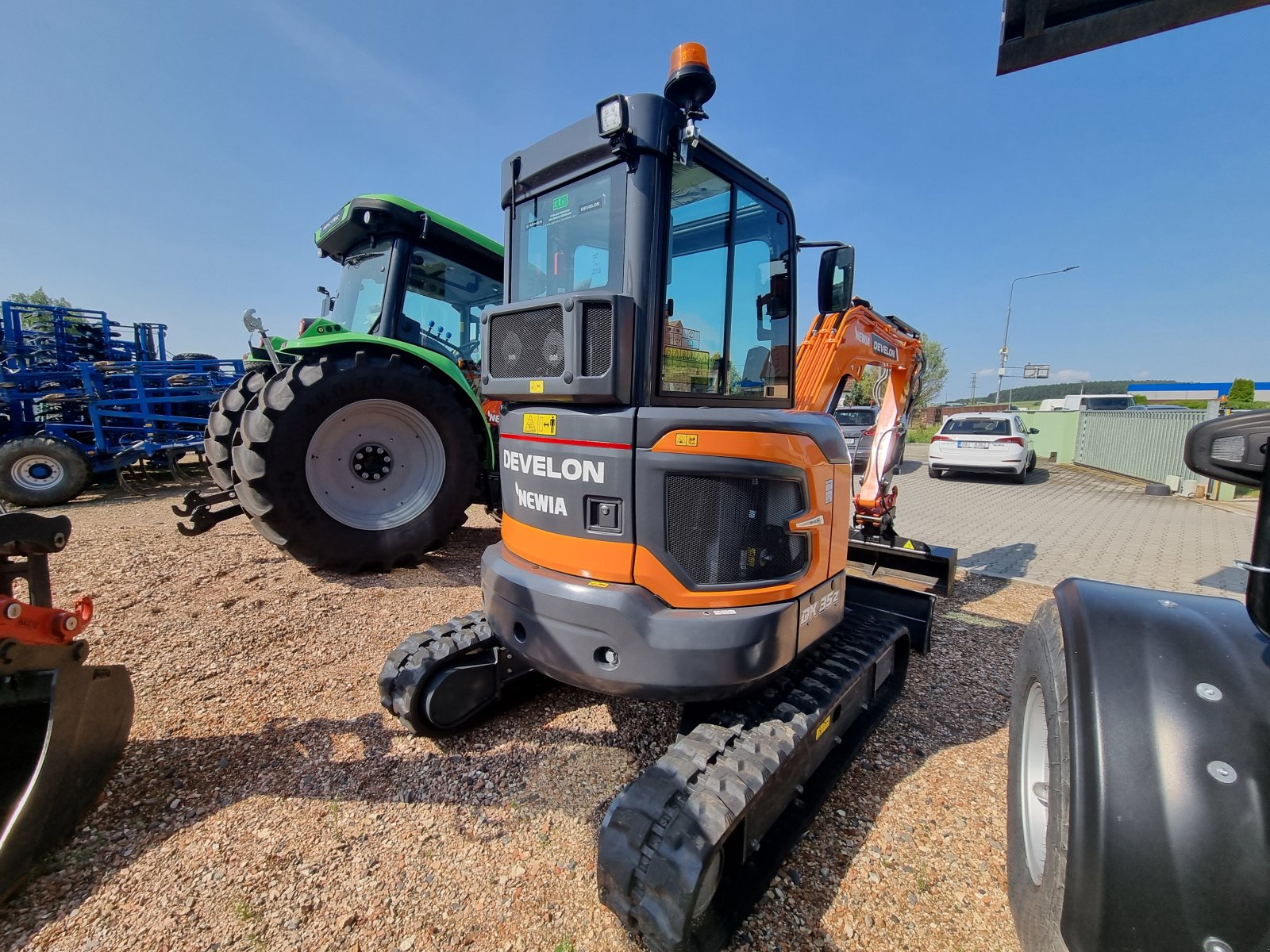 Minibagger от тип Develon DX35-7, Gebrauchtmaschine в Stankov (Снимка 3)