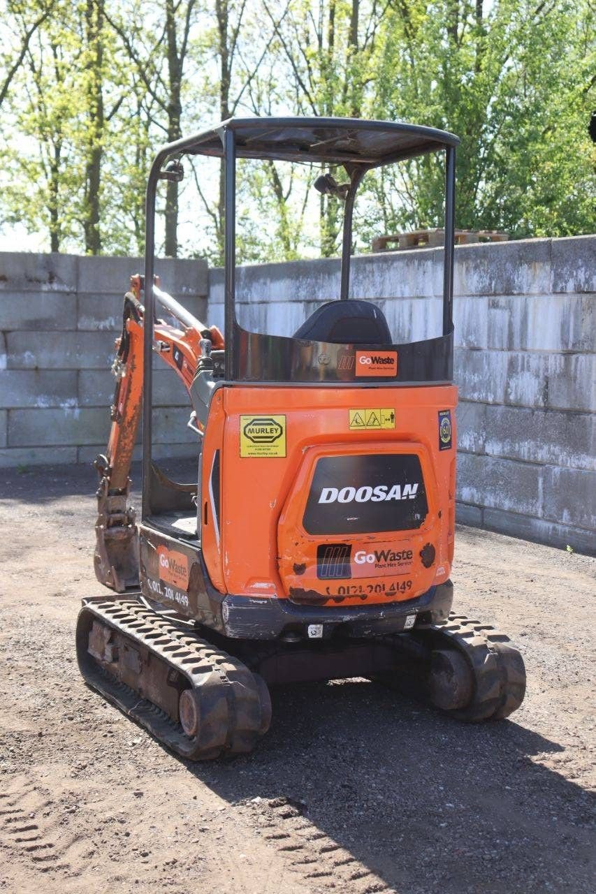 Minibagger del tipo Doosan DX17Z, Gebrauchtmaschine en Antwerpen (Imagen 4)