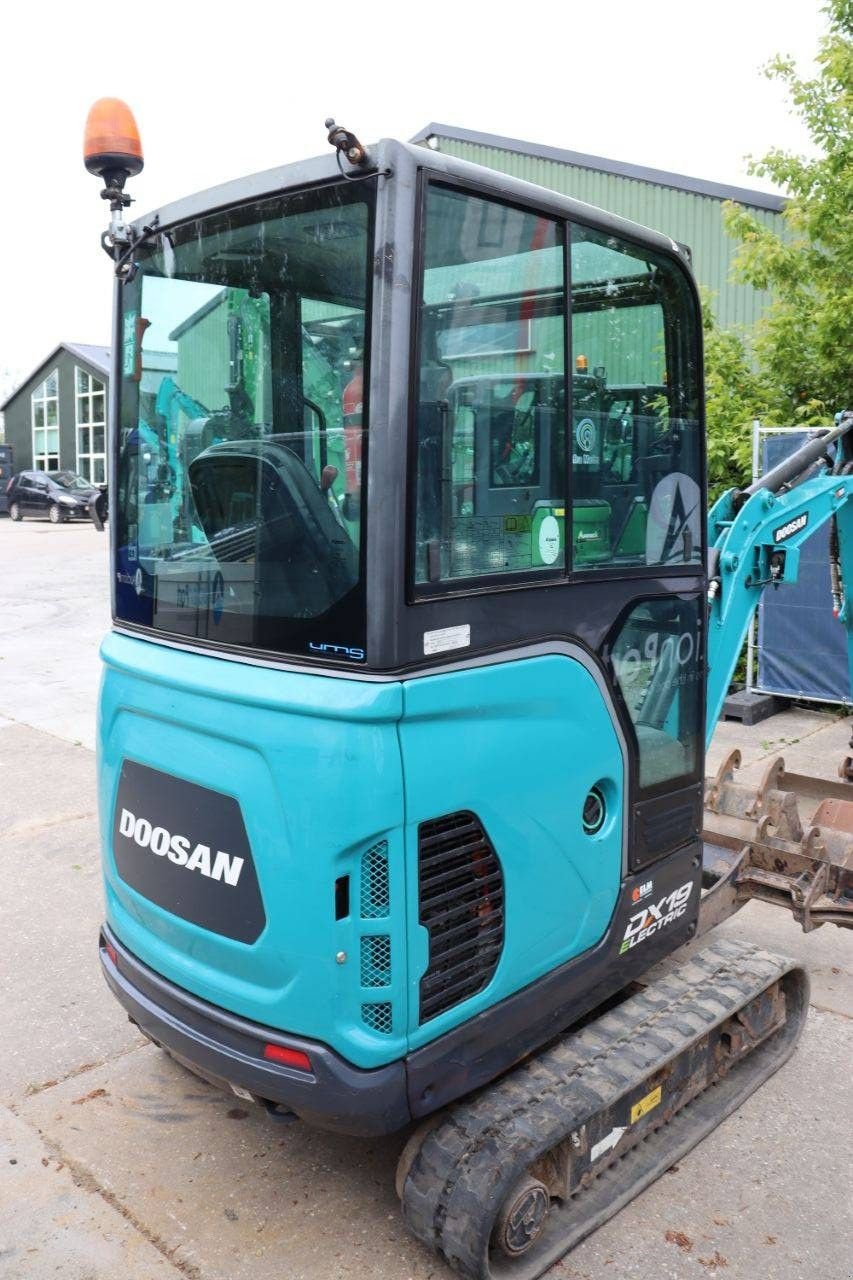 Minibagger des Typs Doosan DX19, Gebrauchtmaschine in Antwerpen (Bild 5)