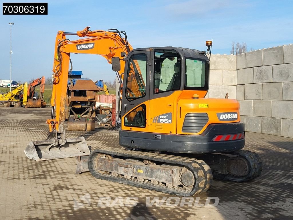 Minibagger van het type Doosan DX85 R-3 A/C - 3 Buckets, Gebrauchtmaschine in Veghel (Foto 2)