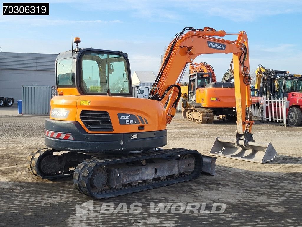 Minibagger van het type Doosan DX85 R-3 A/C - 3 Buckets, Gebrauchtmaschine in Veghel (Foto 8)