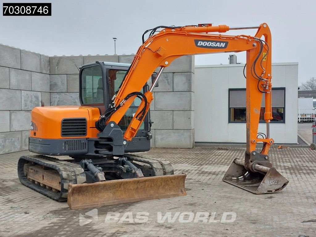 Minibagger typu Doosan DX85 R-3 A/C - 3 Buckets, Gebrauchtmaschine v Veghel (Obrázek 5)