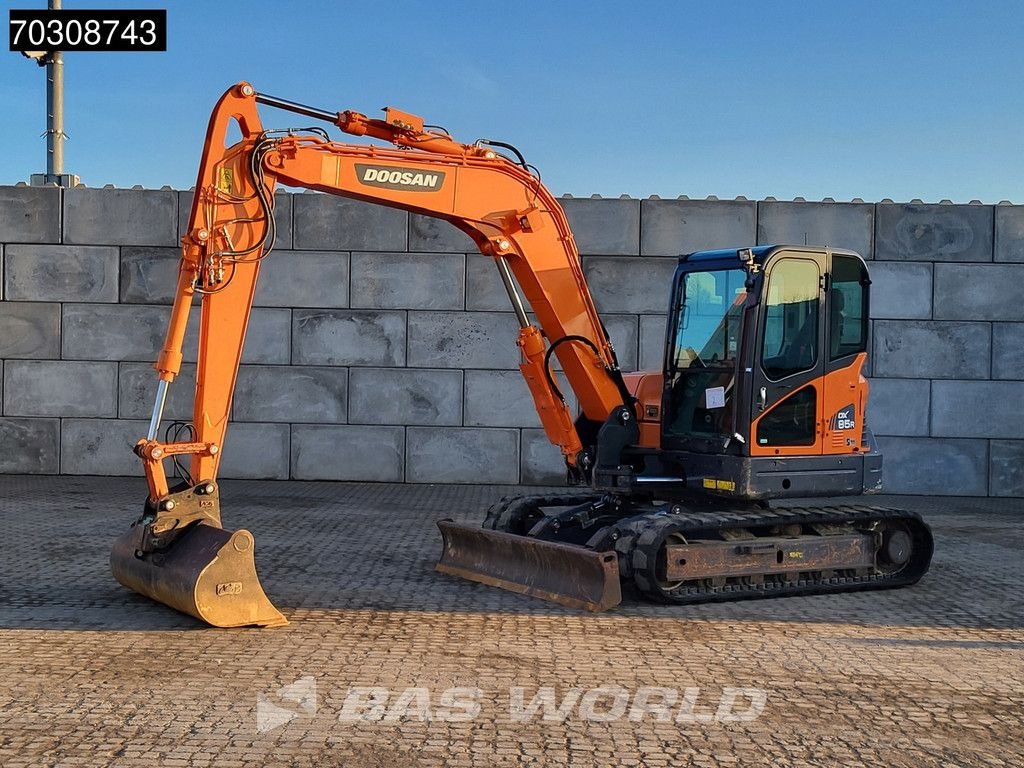Minibagger typu Doosan DX85 R-3 A/C - 3 Buckets, Gebrauchtmaschine v Veghel (Obrázek 2)
