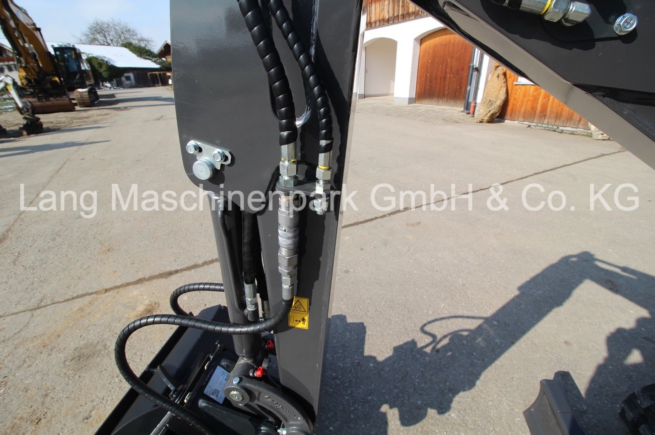 Minibagger des Typs Eurocomach 12 ZT inkl. Löffelset, Neumaschine in Petting (Bild 11)
