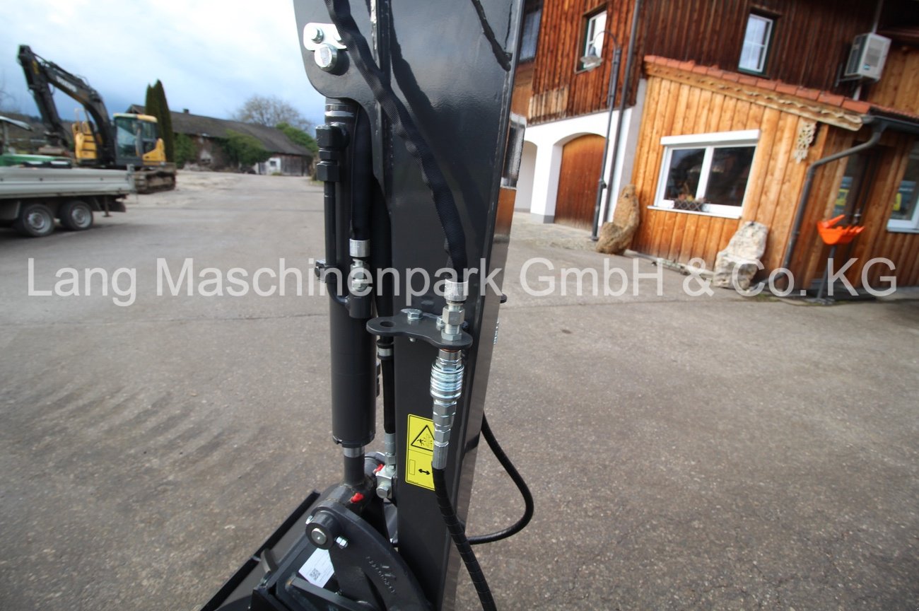 Minibagger des Typs Eurocomach 17 SR inkl. Löffelset, Neumaschine in Petting (Bild 12)