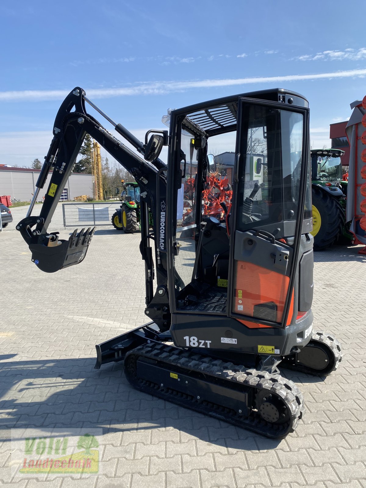 Minibagger des Typs Eurocomach 18ZT, Neumaschine in Hutthurm bei Passau (Bild 5)