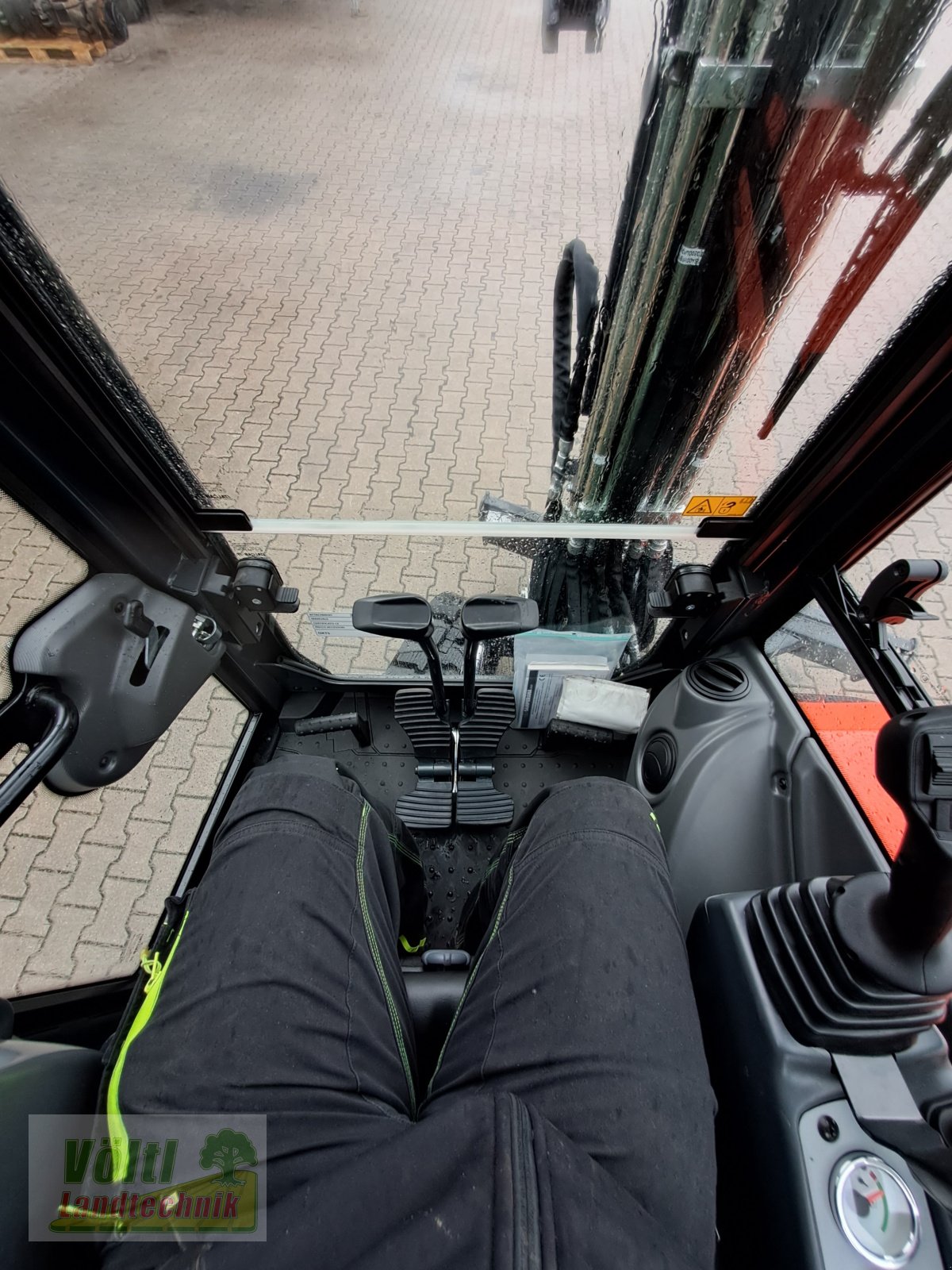 Minibagger des Typs Eurocomach 28 ZT, Neumaschine in Hutthurm bei Passau (Bild 10)