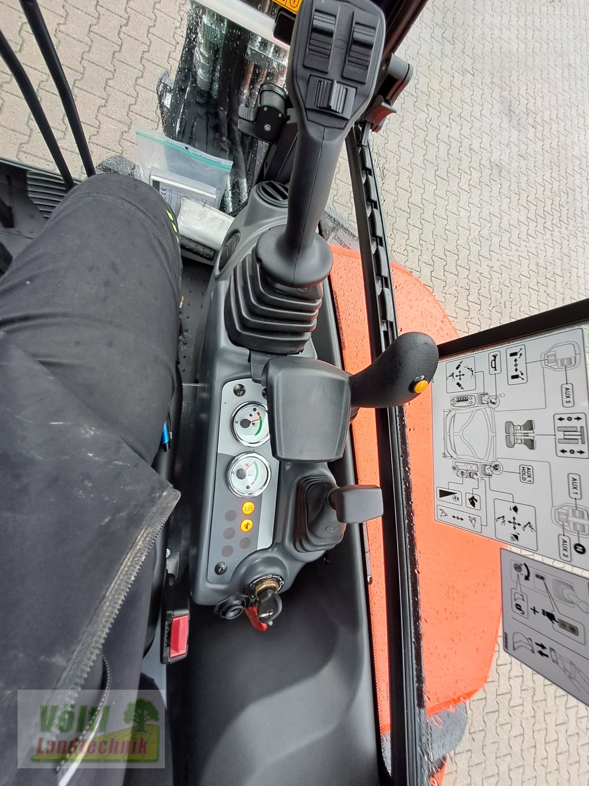 Minibagger des Typs Eurocomach 28 ZT, Neumaschine in Hutthurm bei Passau (Bild 11)