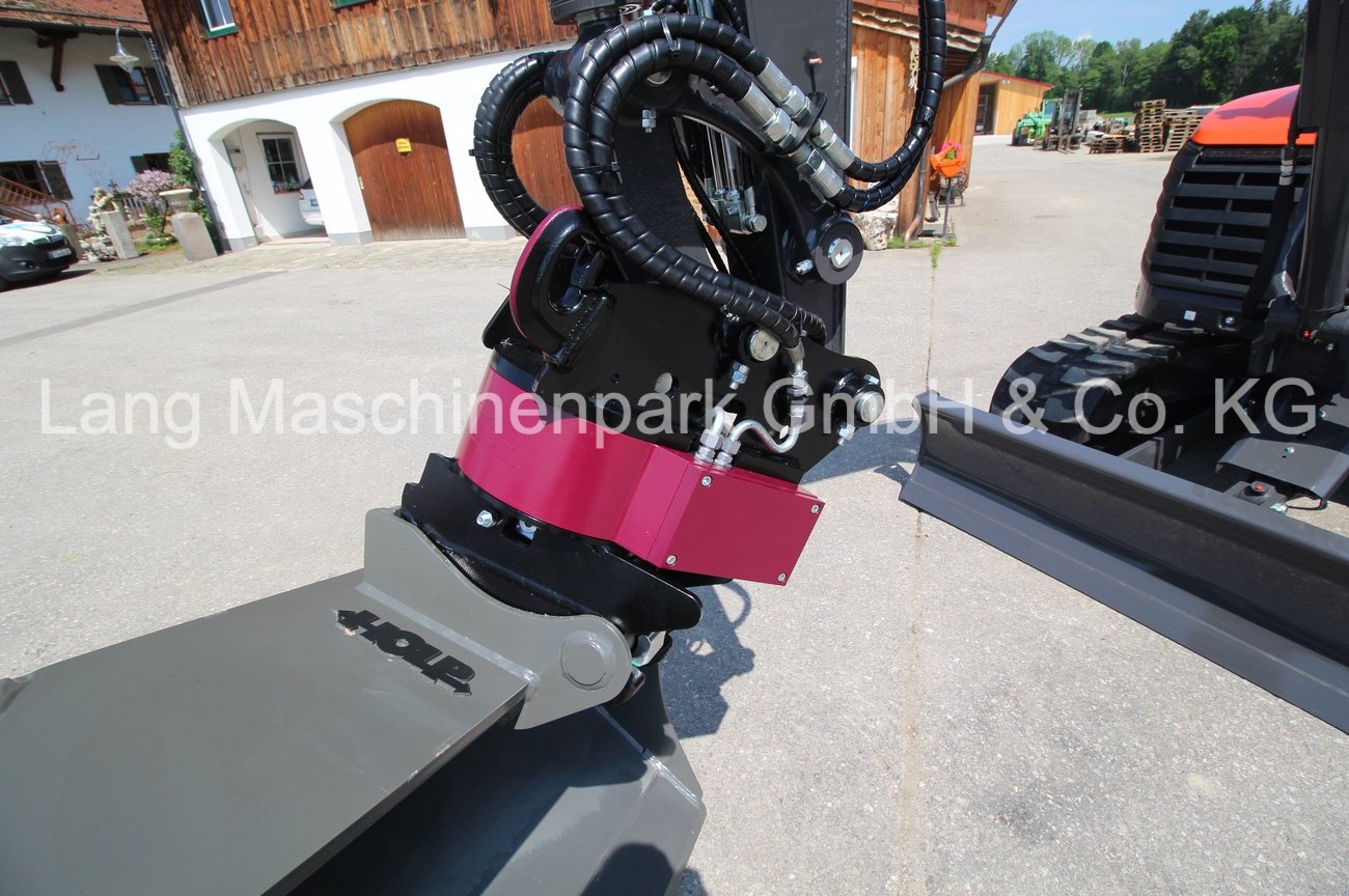 Minibagger des Typs Eurocomach 50 ZT inkl. Holp Rototop & Löffelset, Neumaschine in Petting (Bild 11)