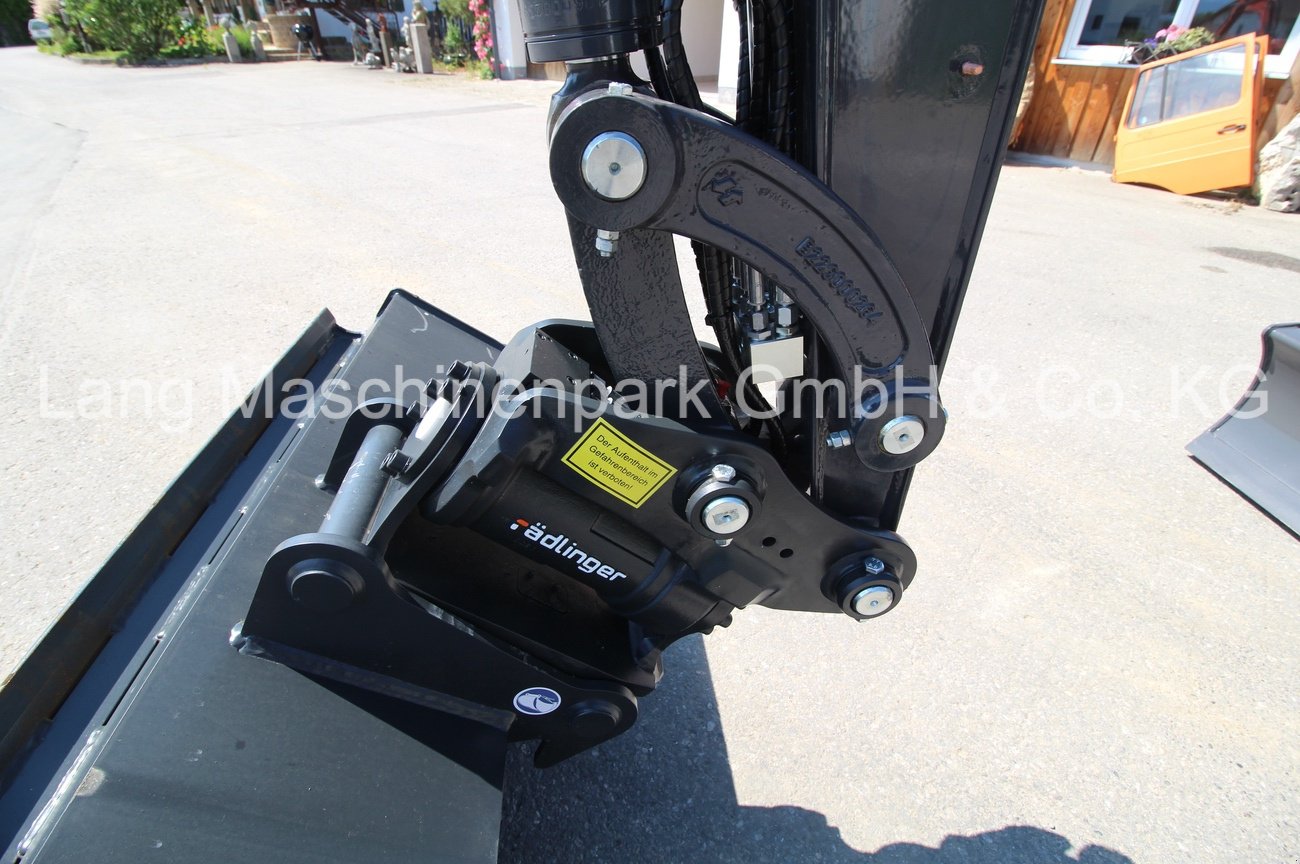 Minibagger des Typs Eurocomach 55 TR inkl. Powertilt & Löffelset, Neumaschine in Petting (Bild 10)