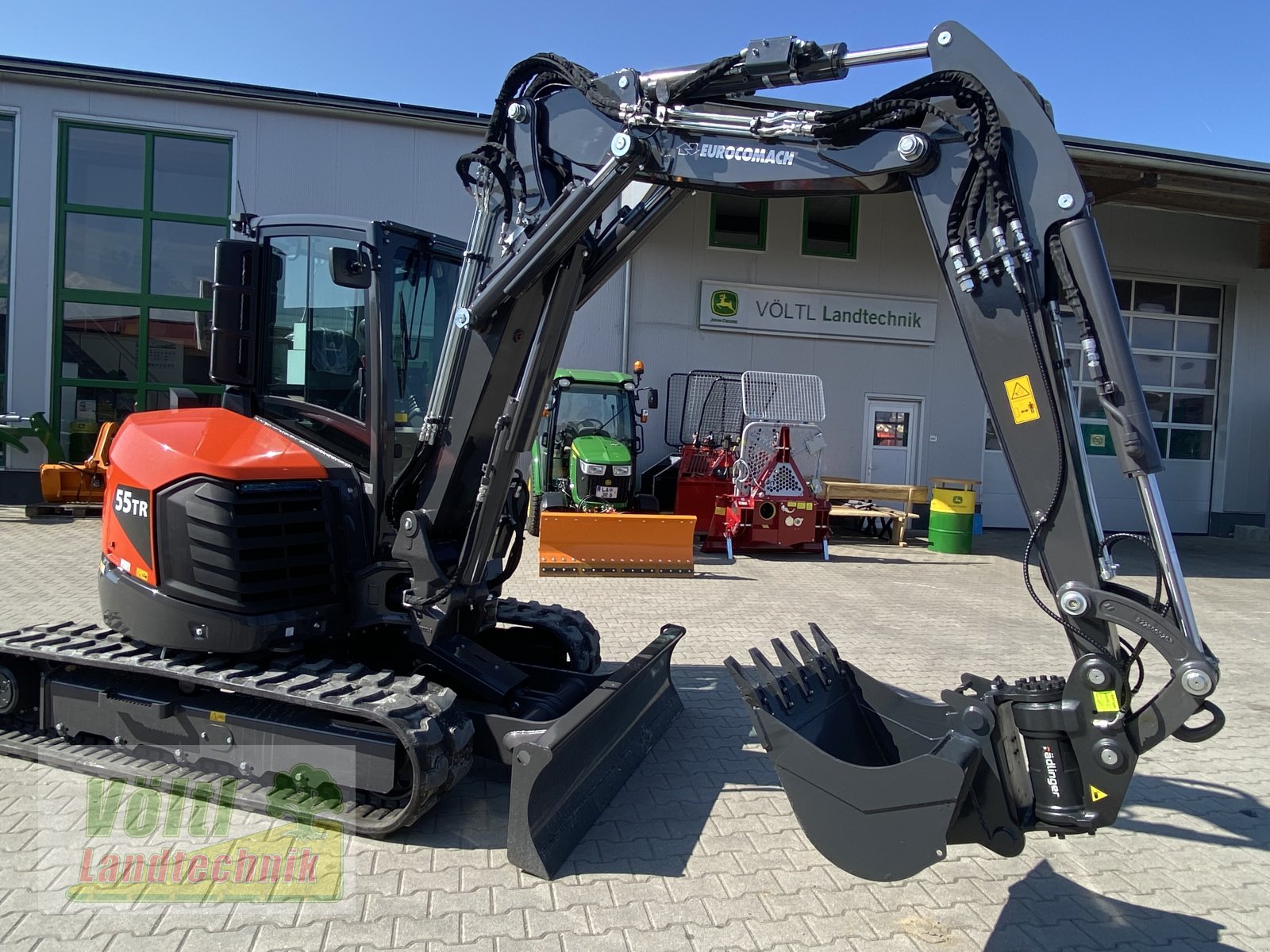 Minibagger des Typs Eurocomach 55TR, Neumaschine in Hutthurm bei Passau (Bild 5)