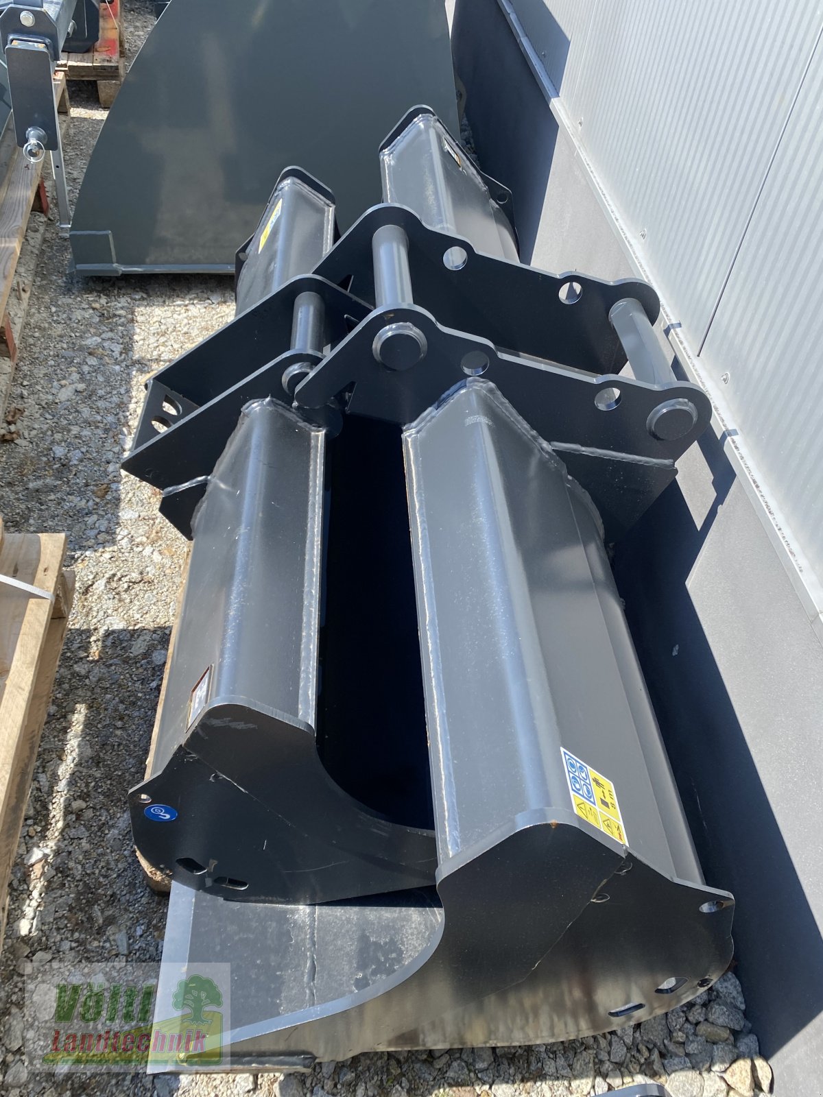 Minibagger des Typs Eurocomach 55TR, Neumaschine in Hutthurm bei Passau (Bild 15)