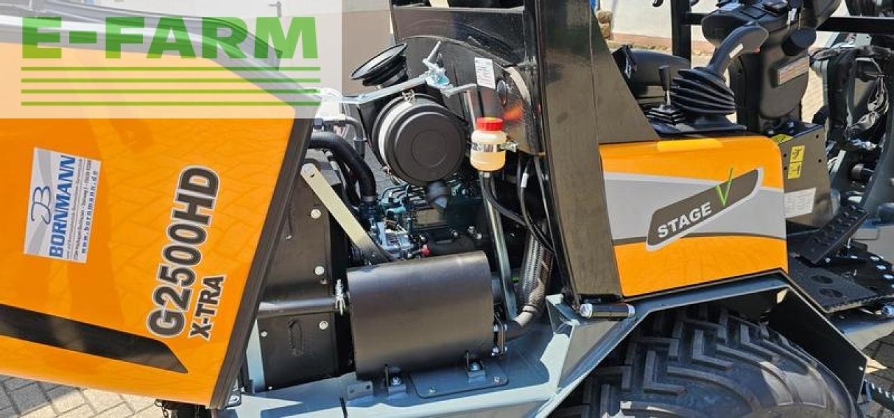 Minibagger typu GiANT g 2500 x-tra hd y, kompaktradlader mit euro-aufnahme, 2,4 t, niedriges hubgerüst, Gebrauchtmaschine v WALDKAPPEL-BISCHHAUSEN (Obrázek 15)
