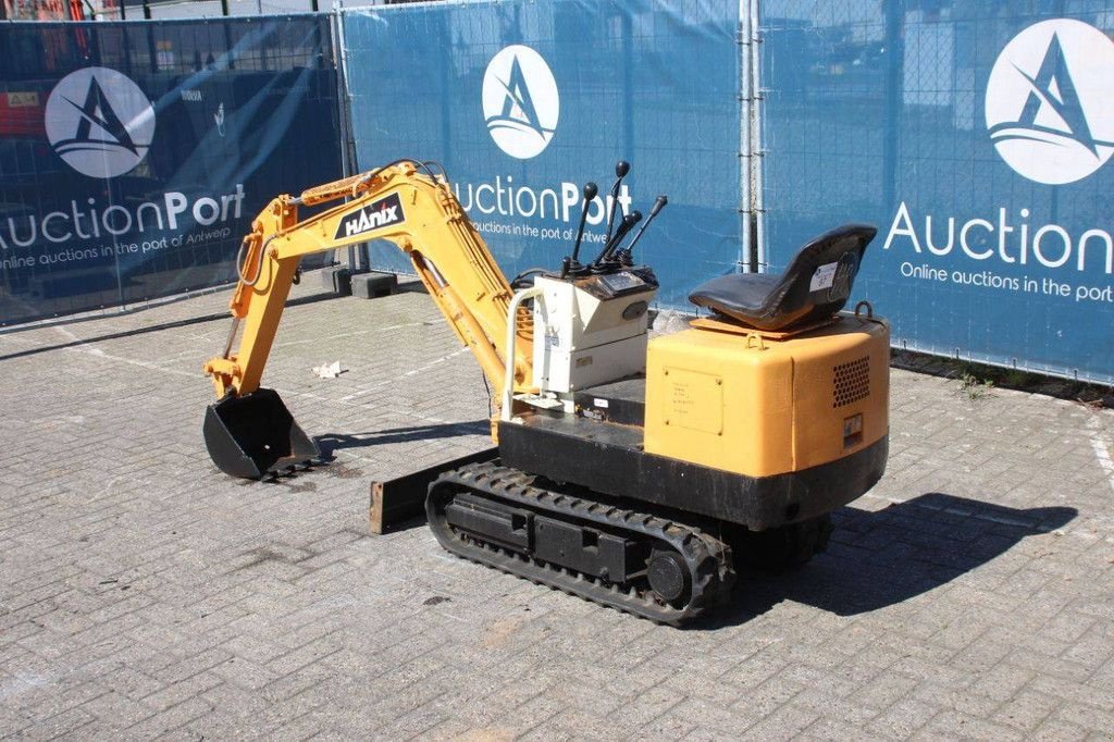 Minibagger des Typs Hanix N080-2, Gebrauchtmaschine in Antwerpen (Bild 3)