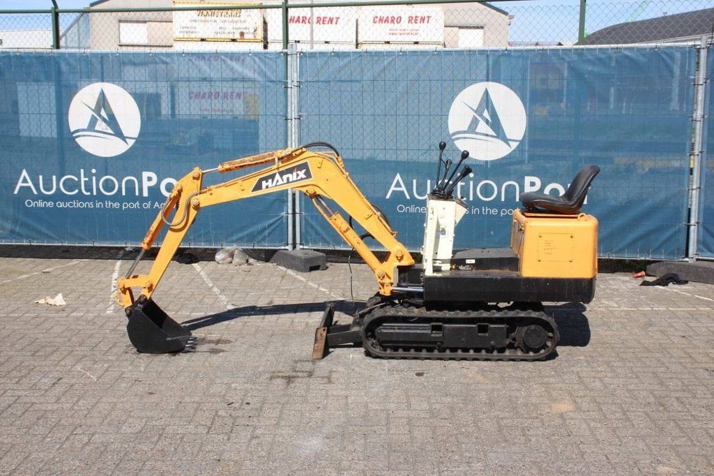 Minibagger des Typs Hanix N080-2, Gebrauchtmaschine in Antwerpen (Bild 2)