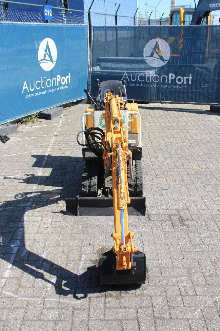 Minibagger des Typs Hanix N080-2, Gebrauchtmaschine in Antwerpen (Bild 8)