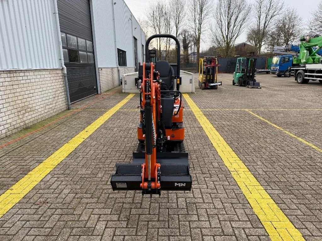 Minibagger des Typs Hitachi ZX 10 U-6 SOLD, Neumaschine in WIJCHEN (Bild 4)