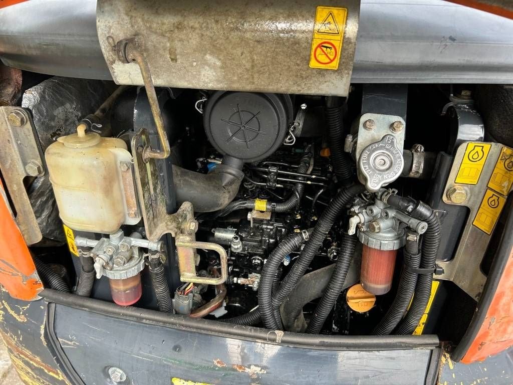 Minibagger del tipo Hitachi ZX 18-3 CLR, Gebrauchtmaschine In Roosendaal (Immagine 9)