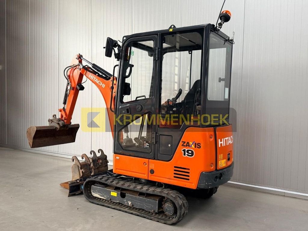 Minibagger van het type Hitachi ZX 19-5A, Gebrauchtmaschine in Apeldoorn (Foto 3)