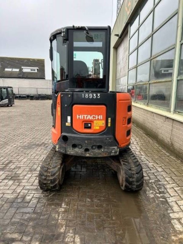 Minibagger от тип Hitachi ZX 33 U-5A CLR, Gebrauchtmaschine в Roosendaal (Снимка 9)