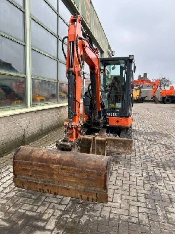 Minibagger от тип Hitachi ZX 33 U-5A CLR, Gebrauchtmaschine в Roosendaal (Снимка 5)