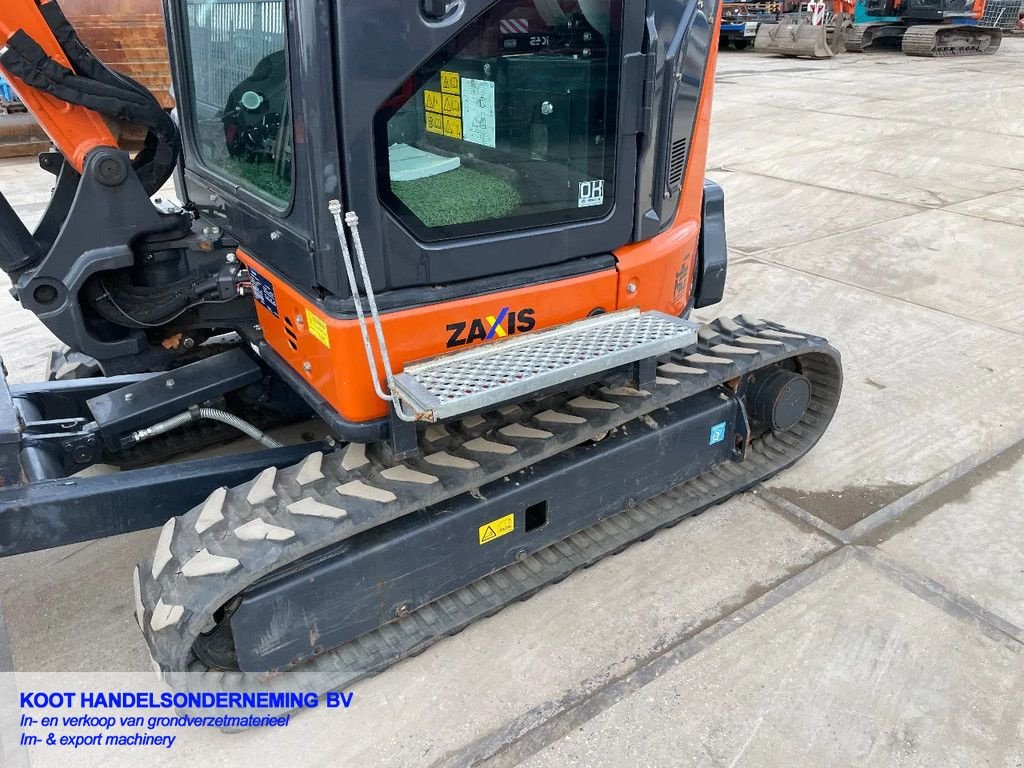 Minibagger del tipo Hitachi Zx 33u-6 1350 uur! 3 Bakken!, Gebrauchtmaschine en Nieuwerkerk aan den IJssel (Imagen 8)