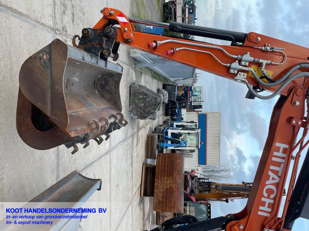 Minibagger del tipo Hitachi Zx 33u-6 1350 uur! 3 Bakken!, Gebrauchtmaschine en Nieuwerkerk aan den IJssel (Imagen 5)