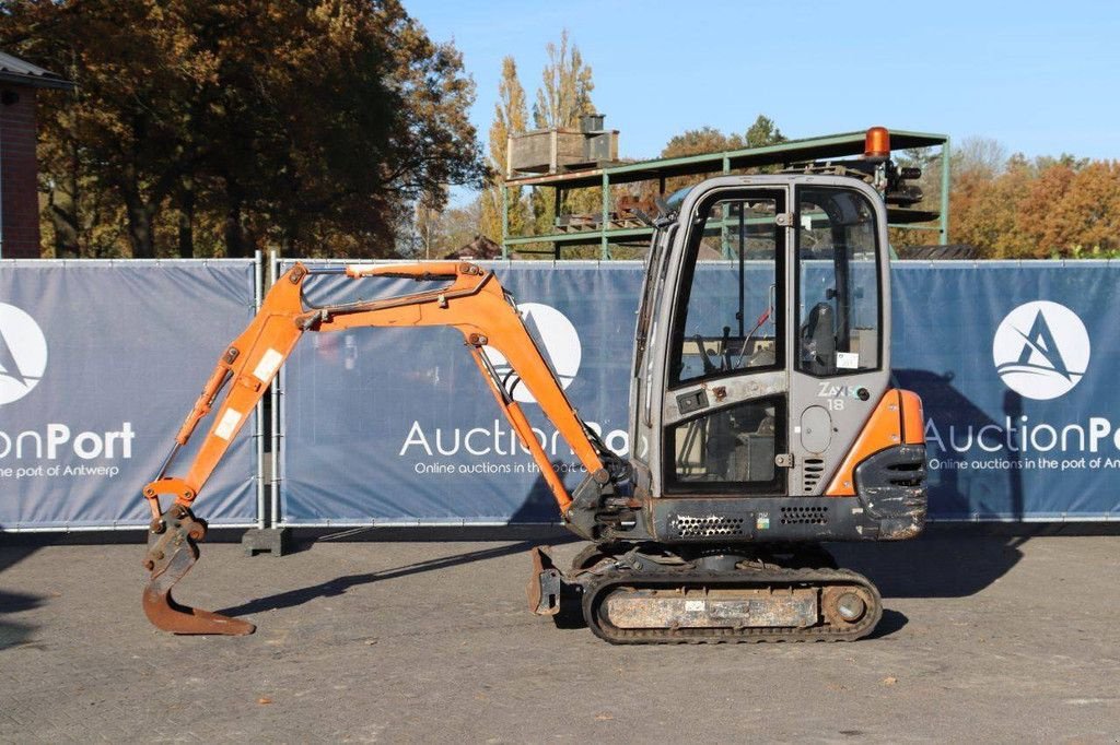 Minibagger Türe ait Hitachi ZX18 CLR, Gebrauchtmaschine içinde Antwerpen (resim 2)