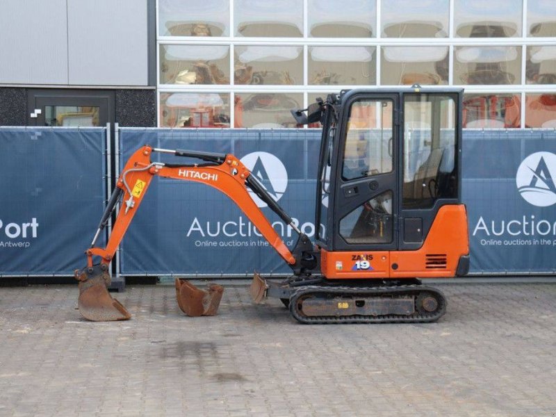 Minibagger от тип Hitachi ZX19-6CR, Gebrauchtmaschine в Antwerpen (Снимка 1)