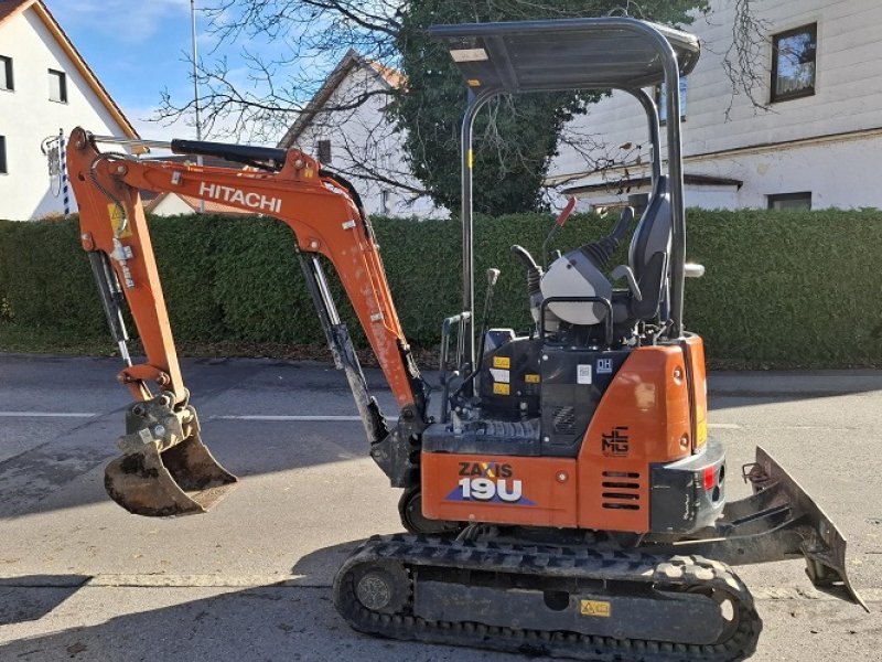 Minibagger typu Hitachi ZX19U-6 Y, Gebrauchtmaschine v Wuppertal (Obrázek 1)
