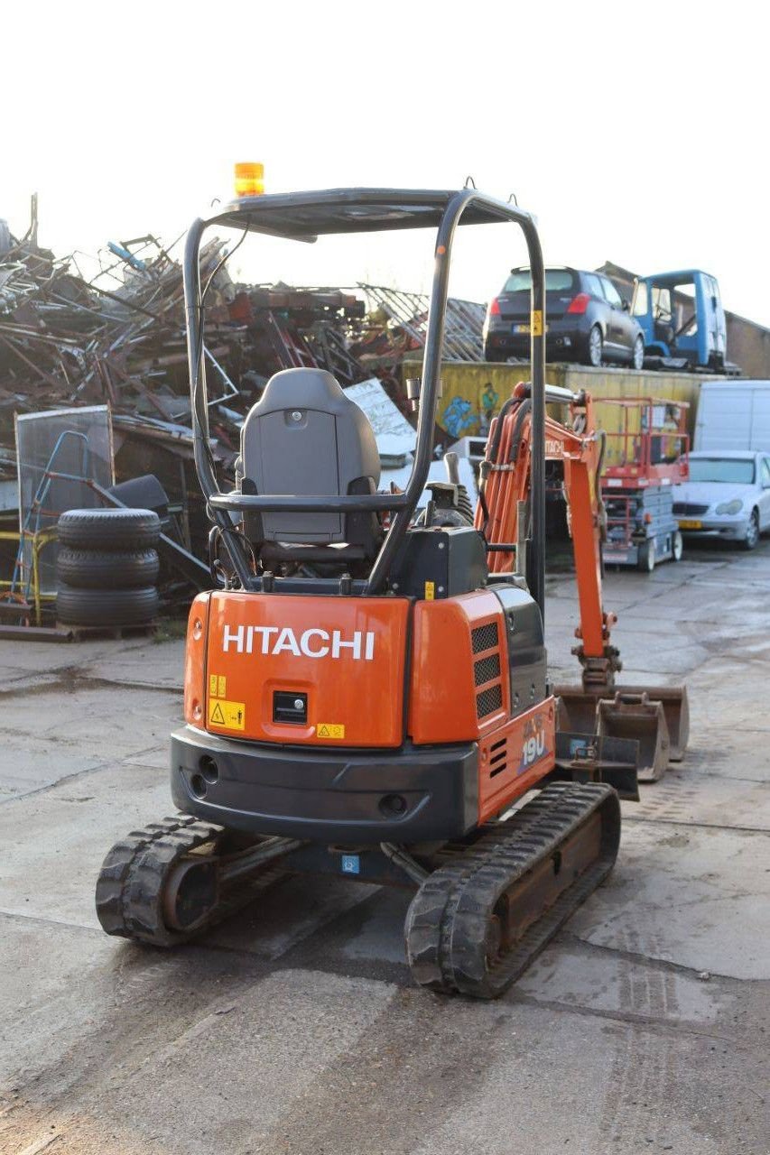 Minibagger des Typs Hitachi ZX19U-6, Gebrauchtmaschine in Antwerpen (Bild 7)