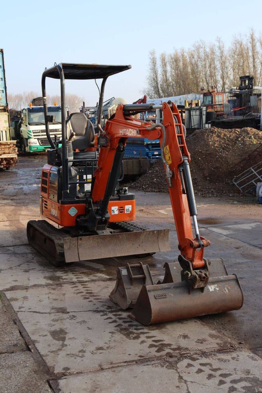 Minibagger des Typs Hitachi ZX19U-6, Gebrauchtmaschine in Antwerpen (Bild 8)