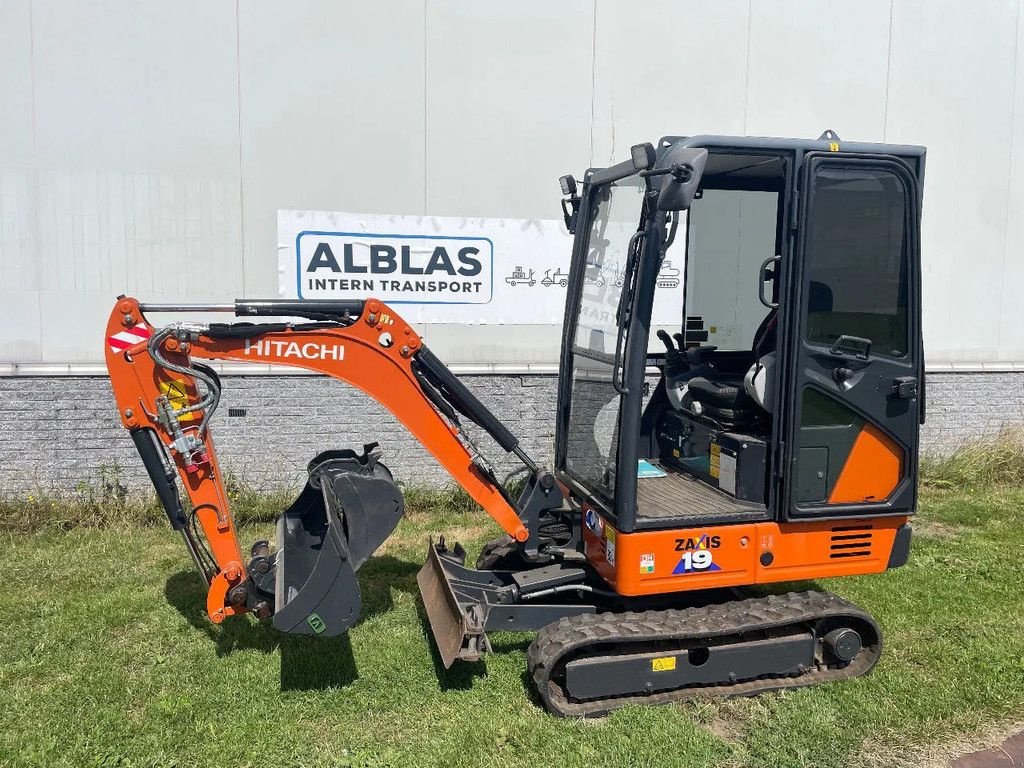 Minibagger a típus Hitachi ZX19U rupsgraafmachine CW05 hydr snelw met sloopsorteerfunctie s, Gebrauchtmaschine ekkor: Kwintsheul (Kép 1)