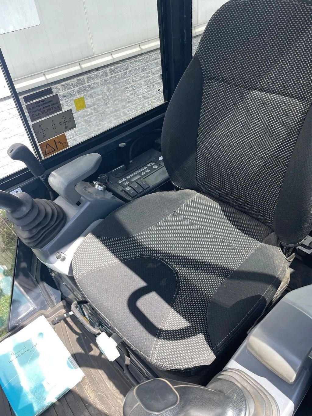 Minibagger a típus Hitachi ZX19U rupsgraafmachine CW05 hydr snelw met sloopsorteerfunctie s, Gebrauchtmaschine ekkor: Kwintsheul (Kép 11)