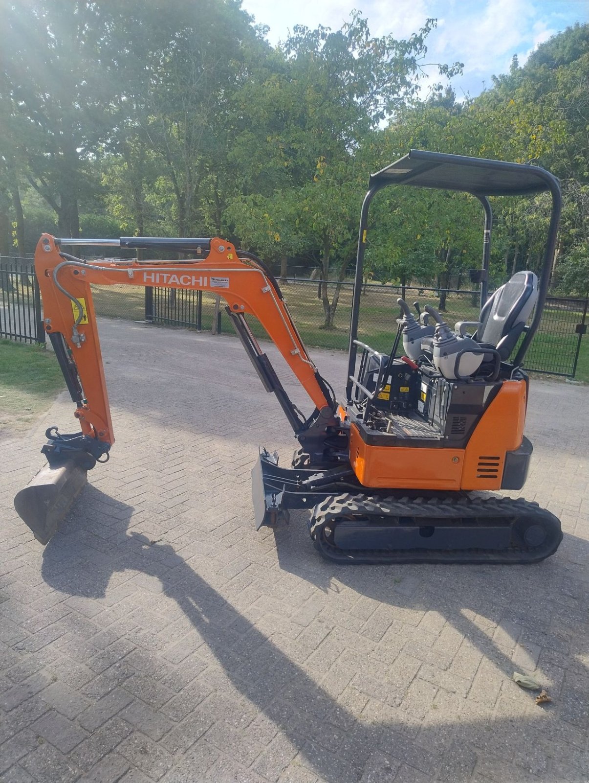 Minibagger del tipo Hitachi Zx19u, Gebrauchtmaschine en Veldhoven (Imagen 8)