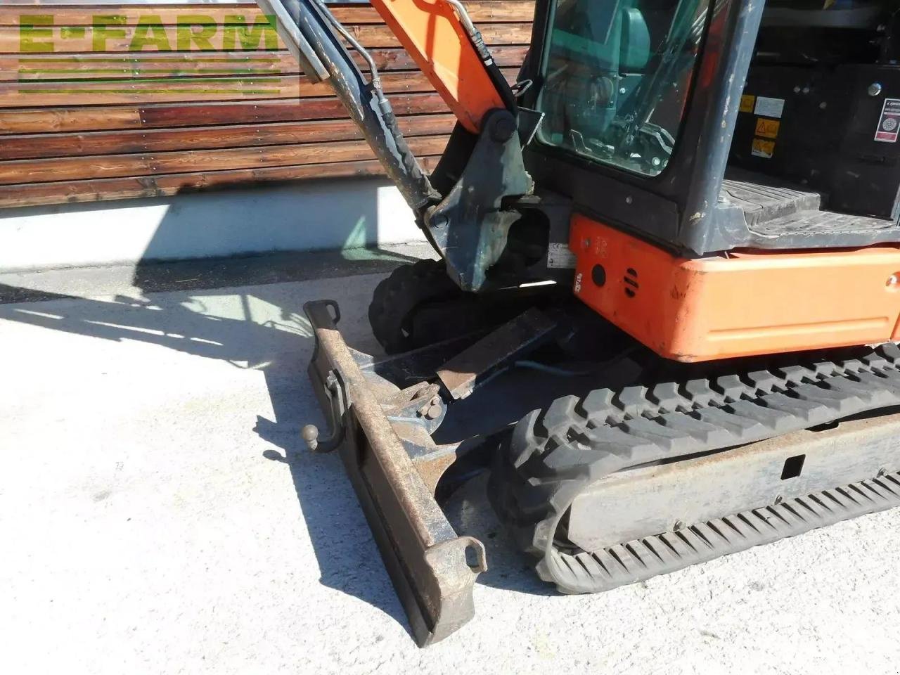Minibagger del tipo Hitachi zx26u-6 ( 2.740kg ) powertilt u. hydr. sw, Gebrauchtmaschine en ST. NIKOLAI/DR. (Imagen 12)