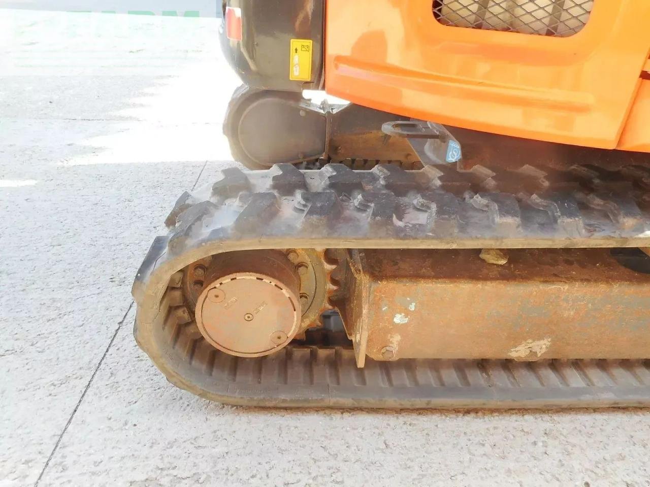 Minibagger Türe ait Hitachi zx26u-6 ( 2.740kg ) powertilt, Gebrauchtmaschine içinde ST. NIKOLAI/DR. (resim 15)