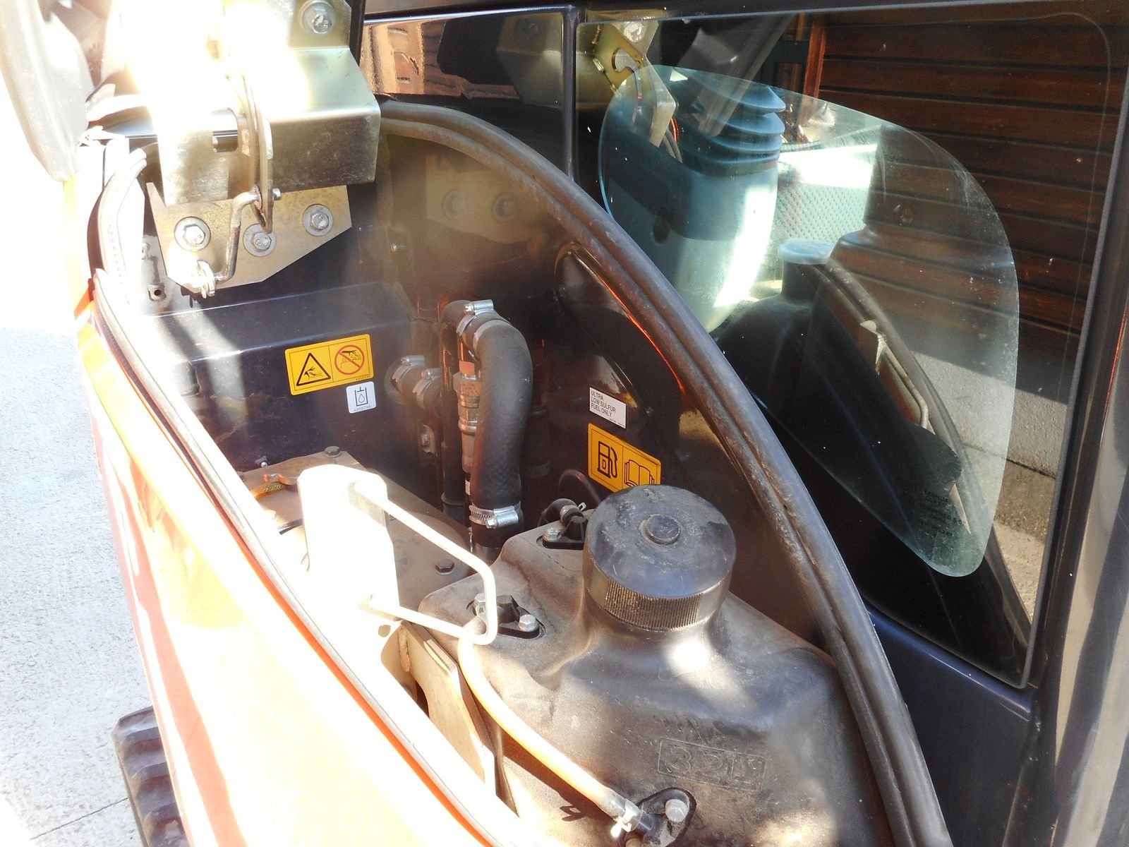 Minibagger typu Hitachi ZX26U-6 ( 2.740kg ) POWERTILT, Gebrauchtmaschine v St. Nikolai ob Draßling (Obrázek 14)