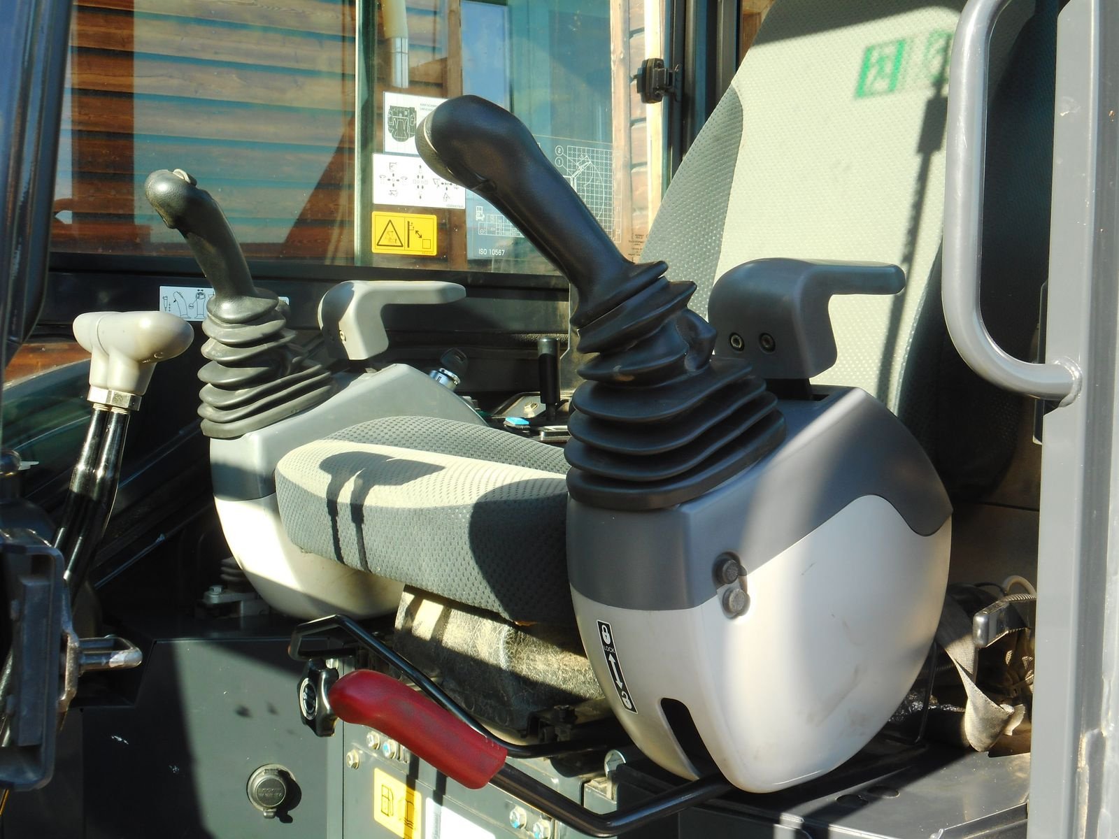 Minibagger typu Hitachi ZX26U-6 ( 2.740kg ) POWERTILT, Gebrauchtmaschine v St. Nikolai ob Draßling (Obrázek 8)