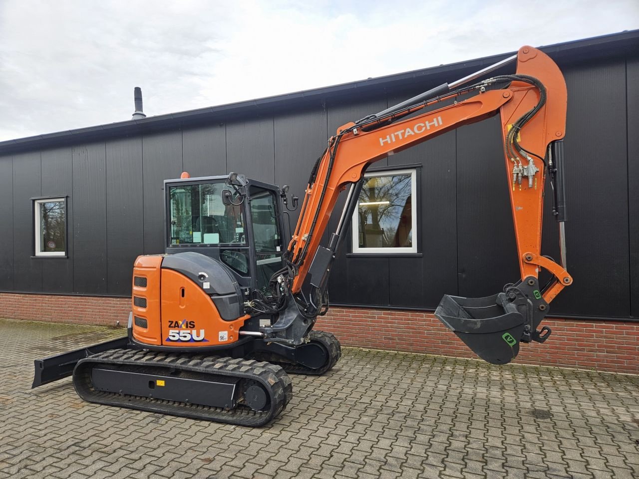 Minibagger tipa Hitachi ZX55 U-6 CLR, Gebrauchtmaschine u Haaksbergen (Slika 7)