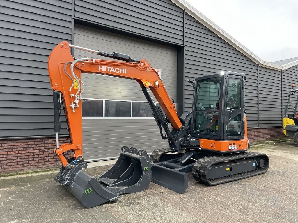 Minibagger typu Hitachi ZX55 U-6 minigraver NIEUW met AIRCO &euro;879 LEASE, Neumaschine w Neer (Zdjęcie 5)