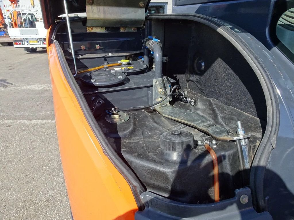 Minibagger typu Hitachi ZX65USB-5A, Gebrauchtmaschine w Zutphen (Zdjęcie 11)