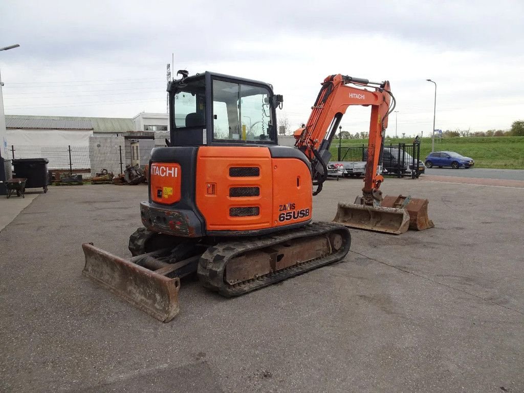 Minibagger του τύπου Hitachi ZX65USB5-A, Gebrauchtmaschine σε Zutphen (Φωτογραφία 3)