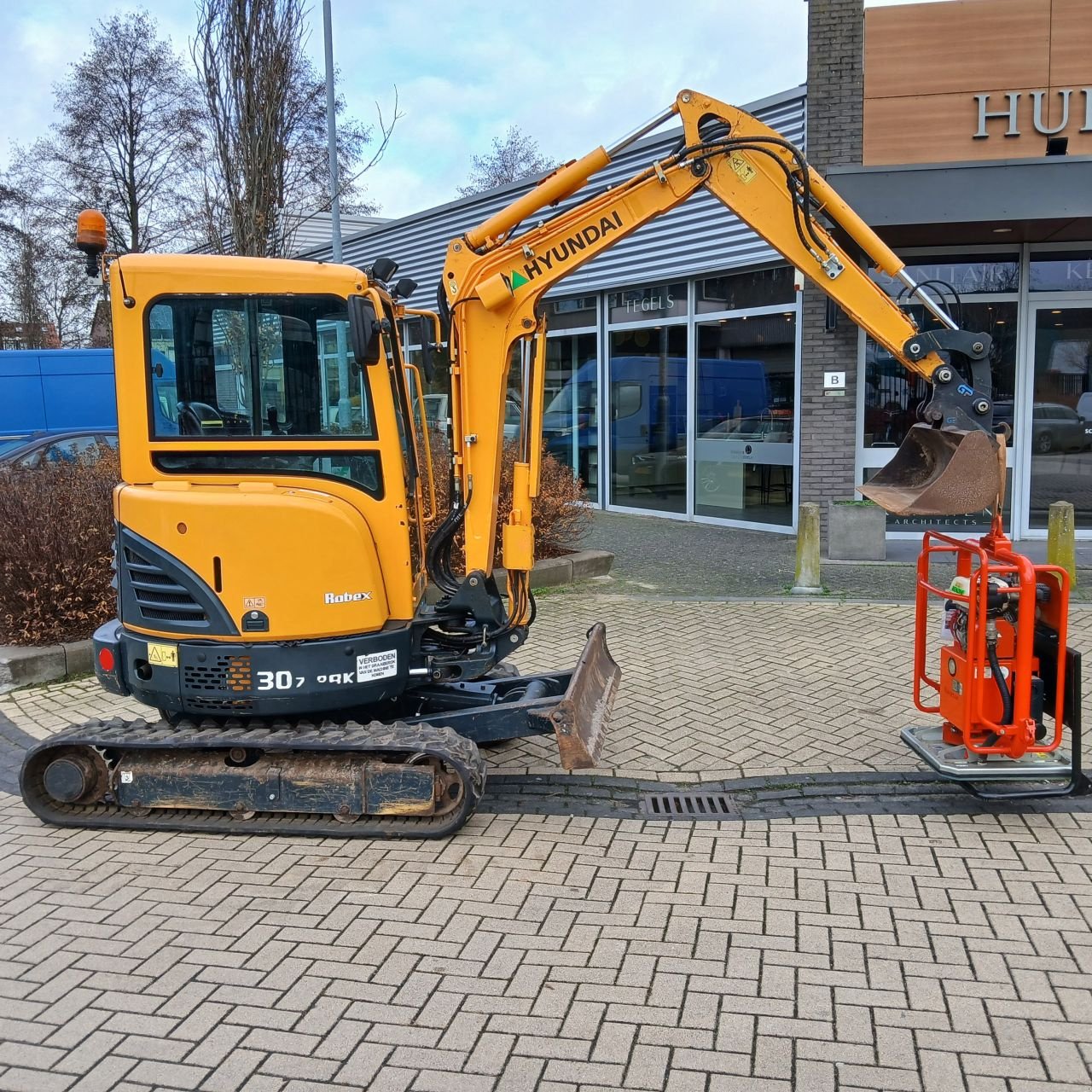Minibagger van het type Hyundai 30Z, Gebrauchtmaschine in Alblasserdam (Foto 2)