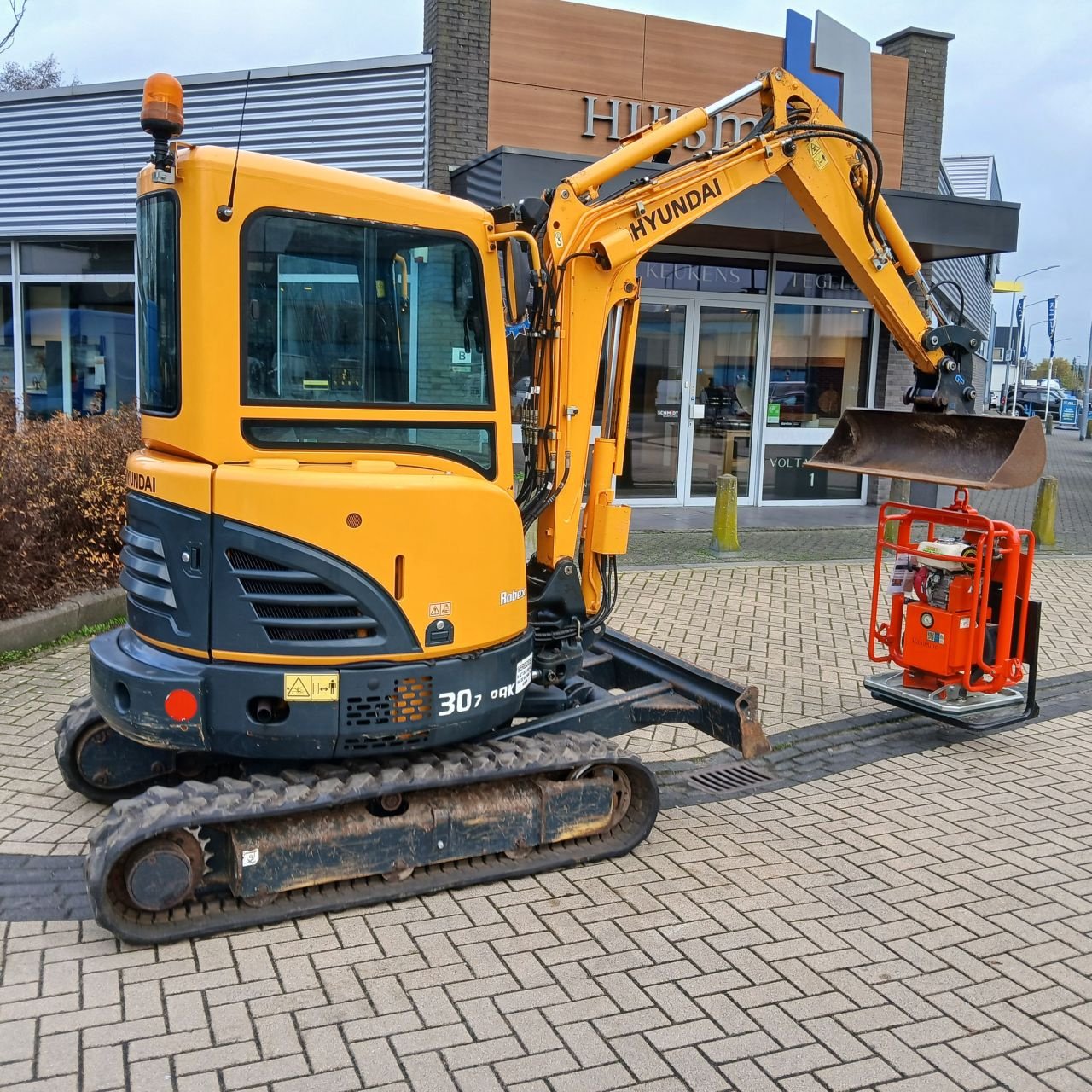 Minibagger van het type Hyundai 30Z, Gebrauchtmaschine in Alblasserdam (Foto 1)