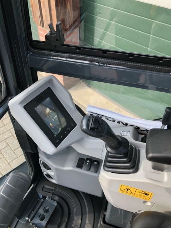 Minibagger van het type Hyundai HX 19A, Neumaschine in Wijster (Foto 6)