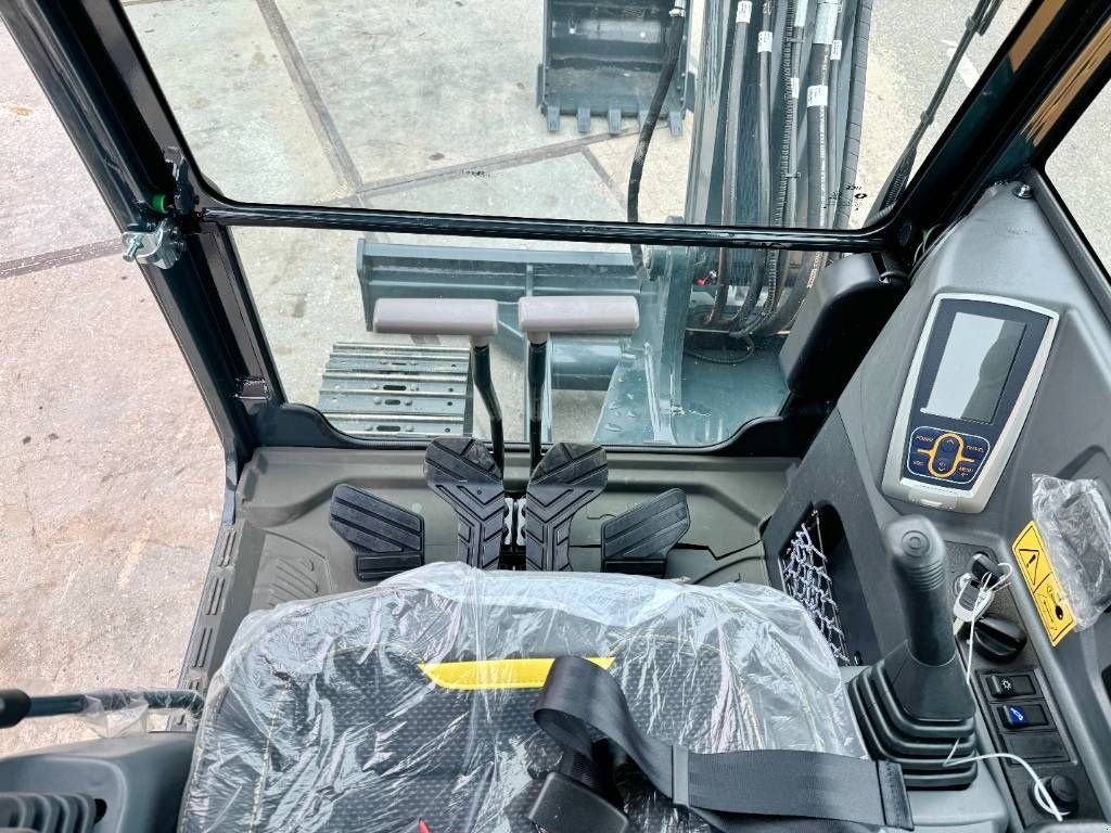 Minibagger tip Hyundai HX60 PRO - New / Unused / 2024 Model, Gebrauchtmaschine in Veldhoven (Poză 9)