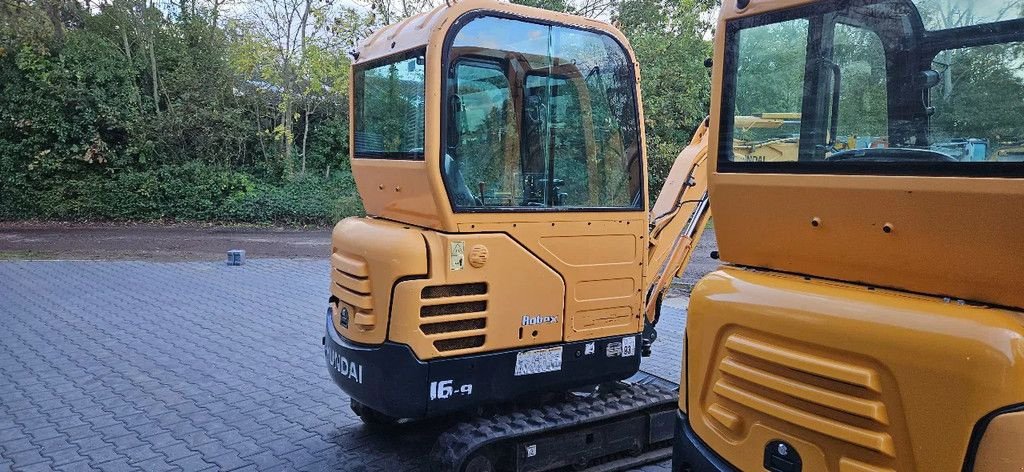 Minibagger des Typs Hyundai R16-9, Gebrauchtmaschine in Scharsterbrug (Bild 8)