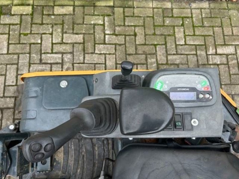 Minibagger типа Hyundai Robex 17z 9 A, Gebrauchtmaschine в Roosendaal (Фотография 11)