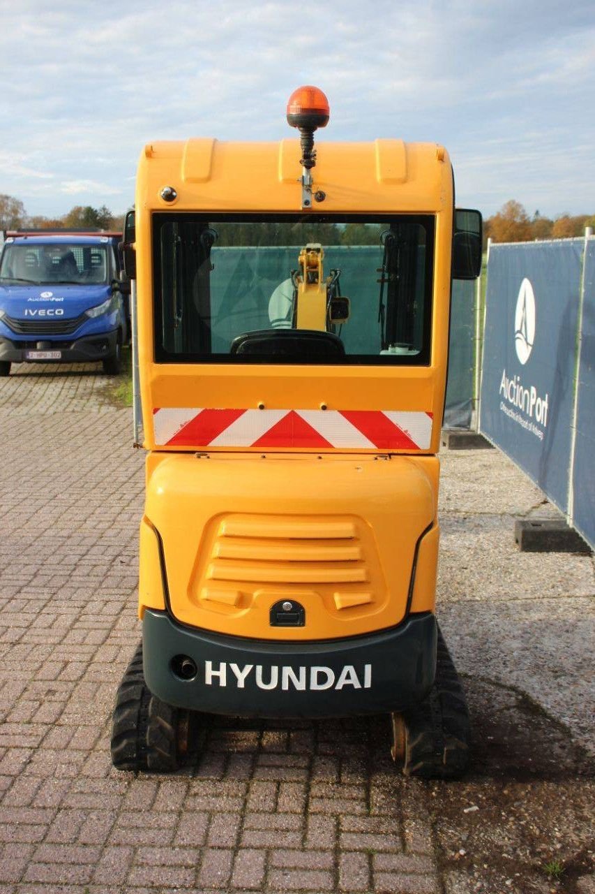 Minibagger typu Hyundai Robex 18-9, Gebrauchtmaschine w Antwerpen (Zdjęcie 4)